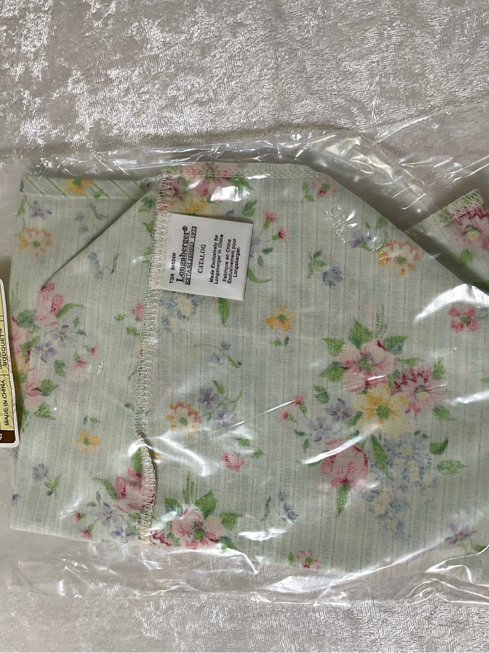 Longaberger Floral Cotton Catalog Basket Liner - Cream with Pastel Flowers